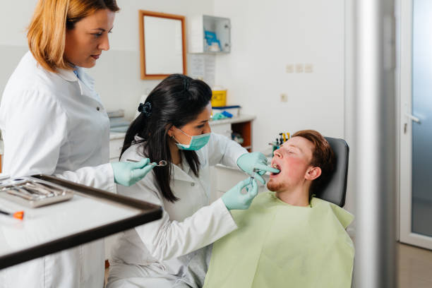Best Broken or Cracked Tooth Emergency Dentist in Corning, CA
